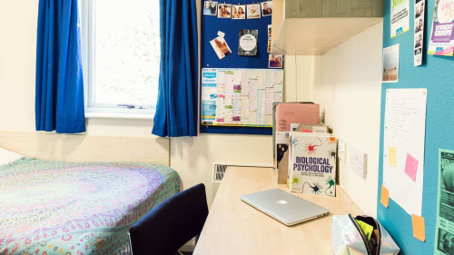 Queen's Hospital Close - Gallery - 17