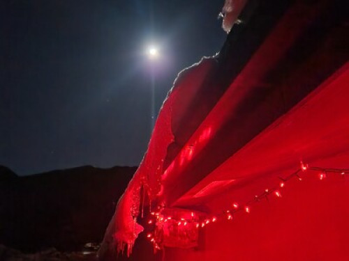 Beautiful Cozy Earthship - Gallery - 4