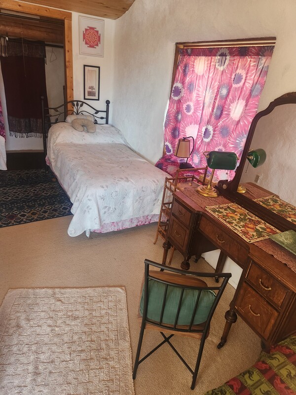 Guest Bedroom (Full Room) - 1