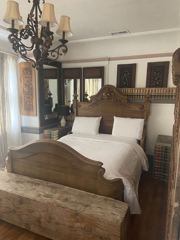 Large Room In Downtown San Rafael (Full Room) - 1