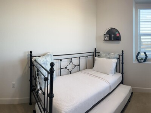Waterfront Paradise - Gallery - 2