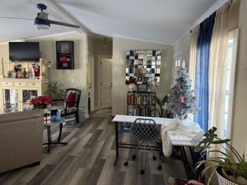 Private Room in Beautiful Home