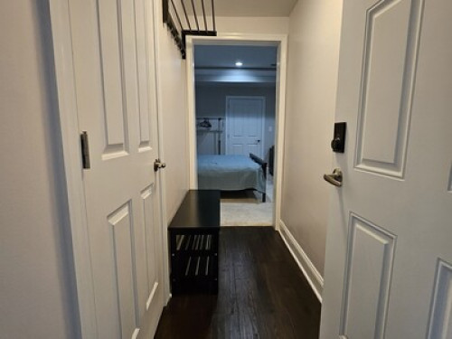 Private room and bath - Gallery - 4