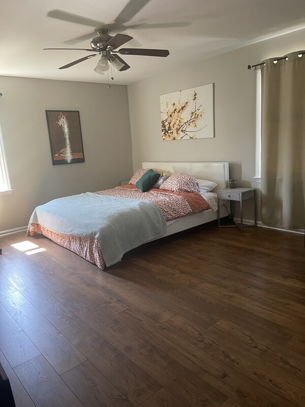 Large Private Bedroom(Full Room) - 1