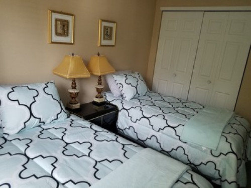 Cozy townhome easy access to all. - Gallery - 2