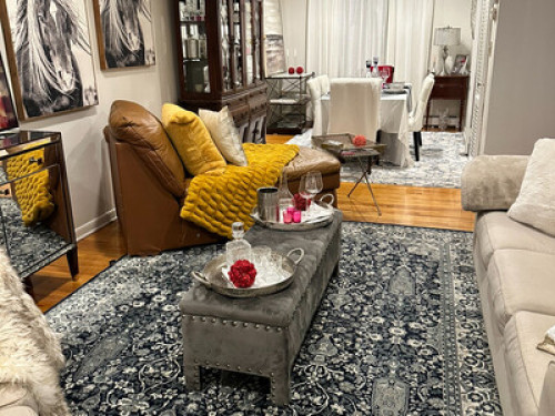 Private Room, shared bath and home