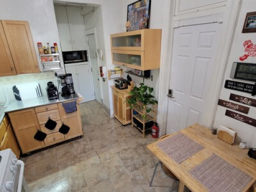 Warm, Perfect, Cozy Room - Gallery - 9
