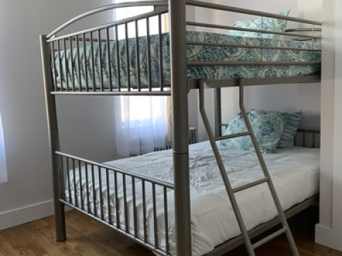 Mountain Retreat for Student