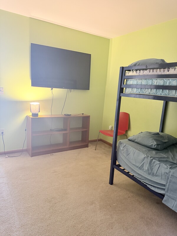 Twin Bunk Beds (Full Room) - 1