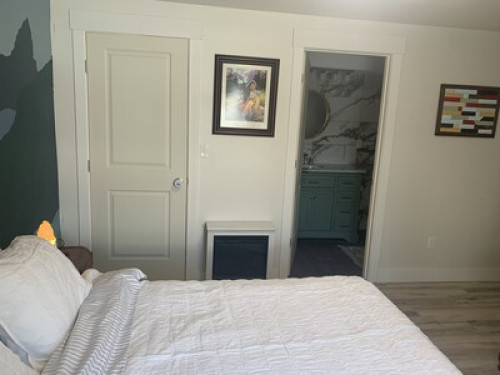 Mountain west en-suite bedroom  - Gallery - 5
