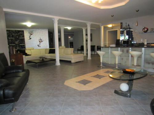 2500sq ft of Executive Luxury Space