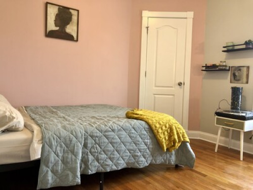 Room in Historic Whaling City - Gallery - 2