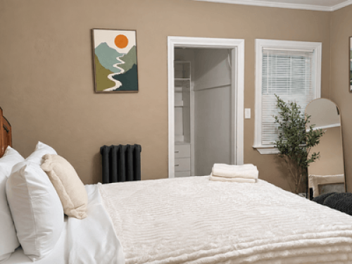 Victorian Charm | Private Room & Ba - Gallery - 3