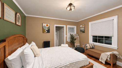 Victorian Charm | Private Room & Ba