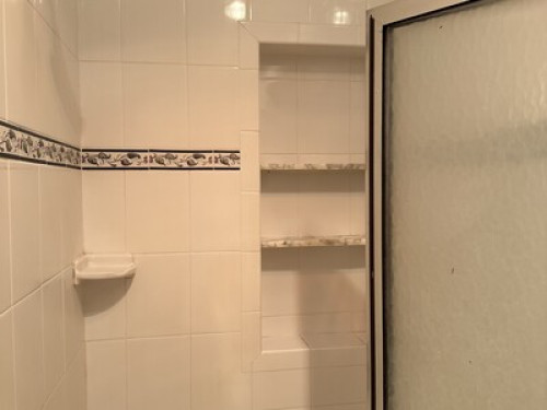 Cozy room w/private bath - Gallery - 13