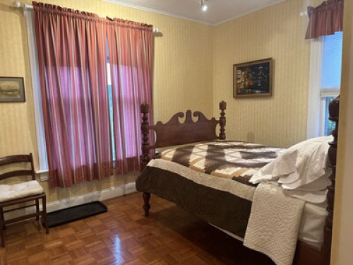 Cozy room w/private bath - Gallery - 2