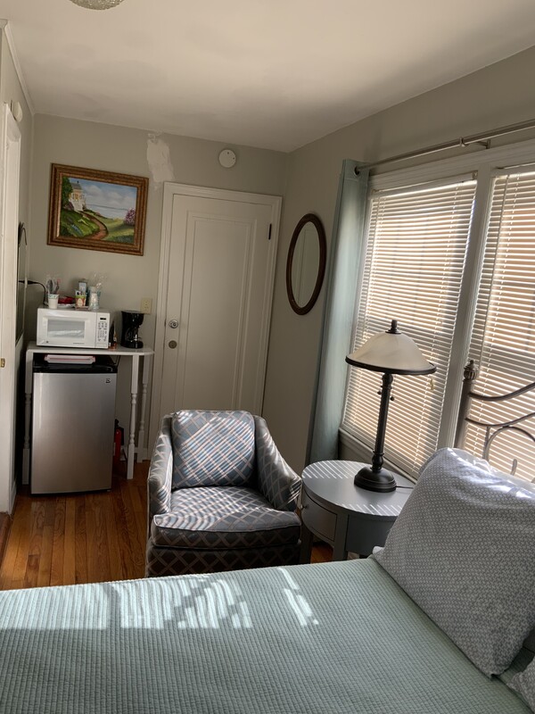 Sunshine Corner(Single Bed) - 1