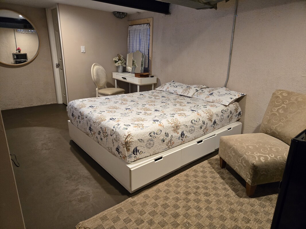 Lower Level Room (Single Bed) - 1