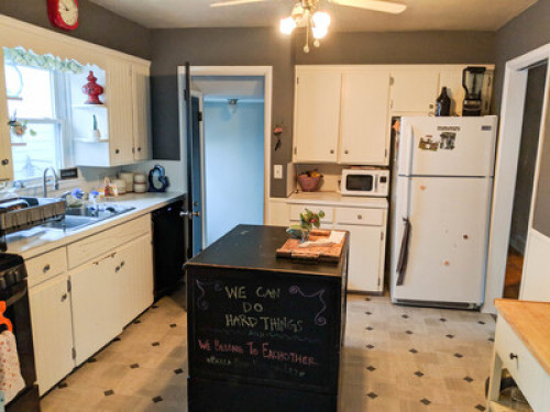 Cozy Home 10 minutes from Downtown - Gallery - 2