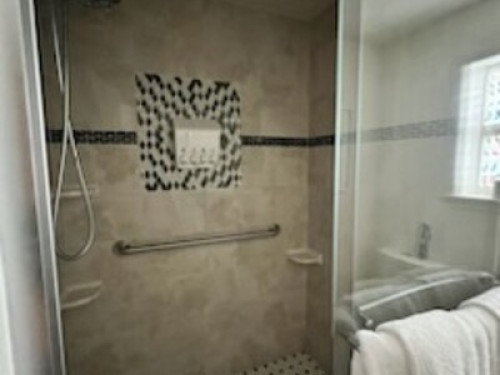 bd1d904bc81bb4f9e783cc1377c2d701.jpg
