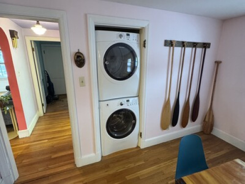 Close to the beach and to downtown! - Gallery - 10