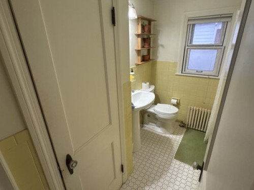 Close to the beach and to downtown! - Gallery - 4