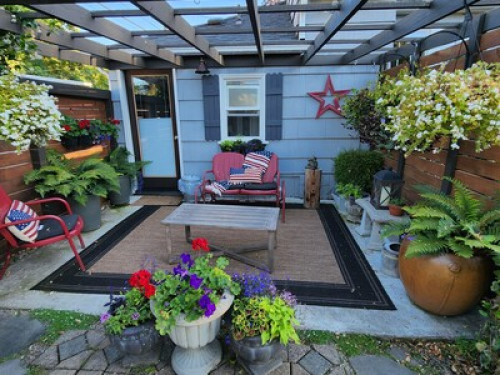Farmhouse Suite
