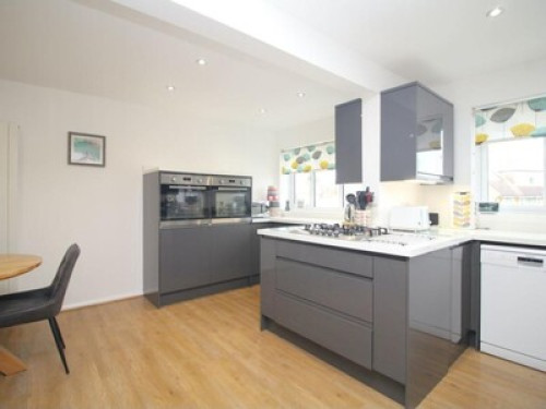 Friendly family home  - Gallery - 4