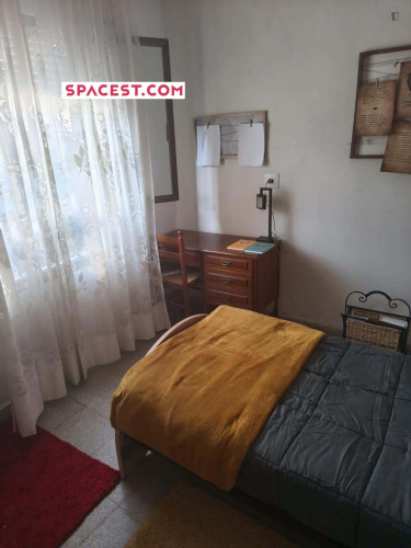 Room in Rúa Marqués de Trives, A Pobra de Trives for 257 m² with 5 bedrooms - Gallery - 6