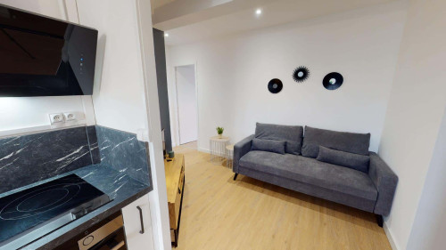 Apartment in Avenue Aristide Briand, Fontaine for 59 m² with 3 bedrooms - Gallery - 19