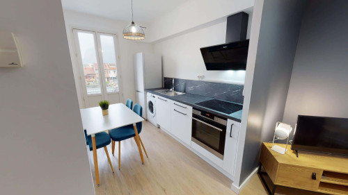 Apartment in Avenue Aristide Briand, Fontaine for 59 m² with 3 bedrooms - Gallery - 22