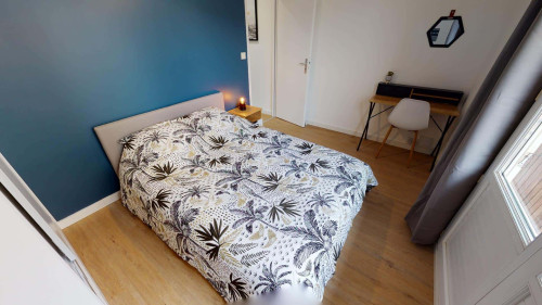 Apartment in Avenue Aristide Briand, Fontaine for 59 m² with 3 bedrooms - Gallery - 4
