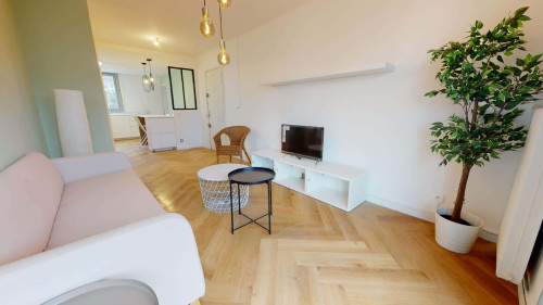 Room in Rue de l'École Républicaine, Montpellier for 83 m² with 5 bedrooms - Gallery - 15