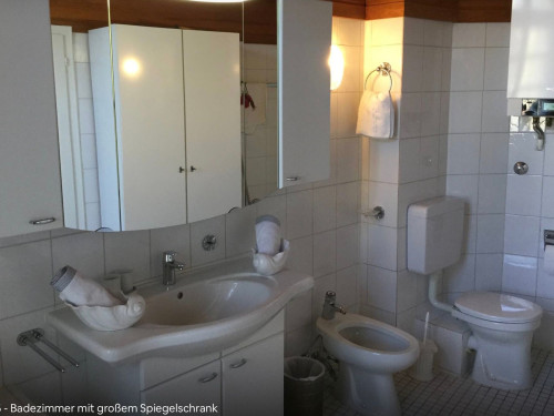 Generously designed apartment with balcony in a listed building, stylishly furnished in antique style in Haltern am See - Gallery - 9