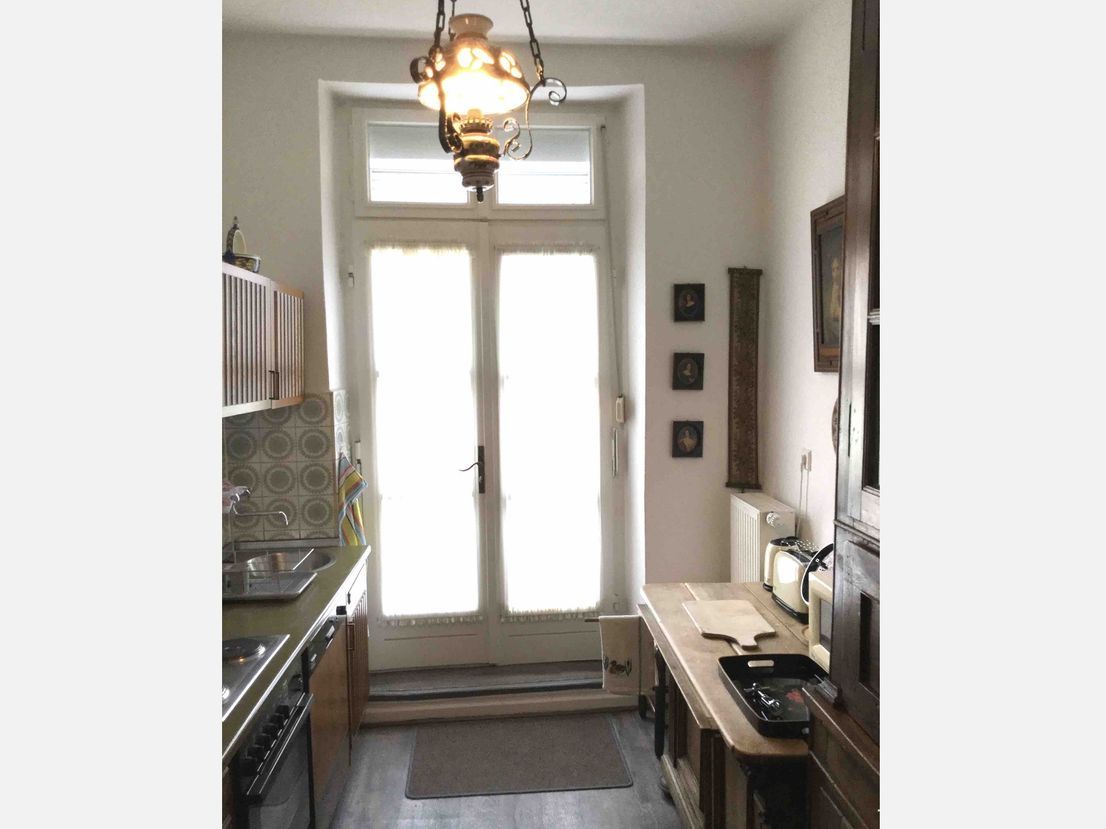 Generously Designed Apartment With Balcony In A Listed Building, Stylishly Furnished In Antique Styl - 23