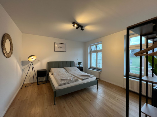 Furnished old building apartment : 2 room apartment incl. balcony | core renovation 2021