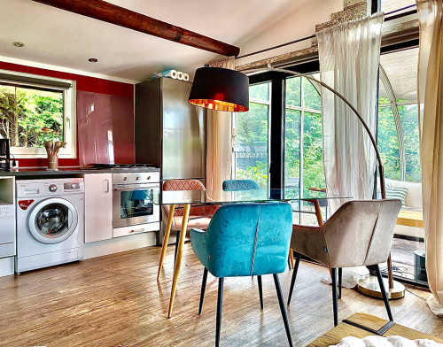 Cinderella Relax – Stylish Holiday Home with Sauna, Fireplace, and Conservatory Near the Lake