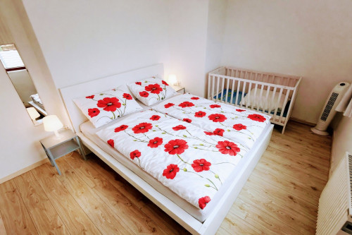 Furnished 3-Room Ground Floor Apartment with Garden near the Sea