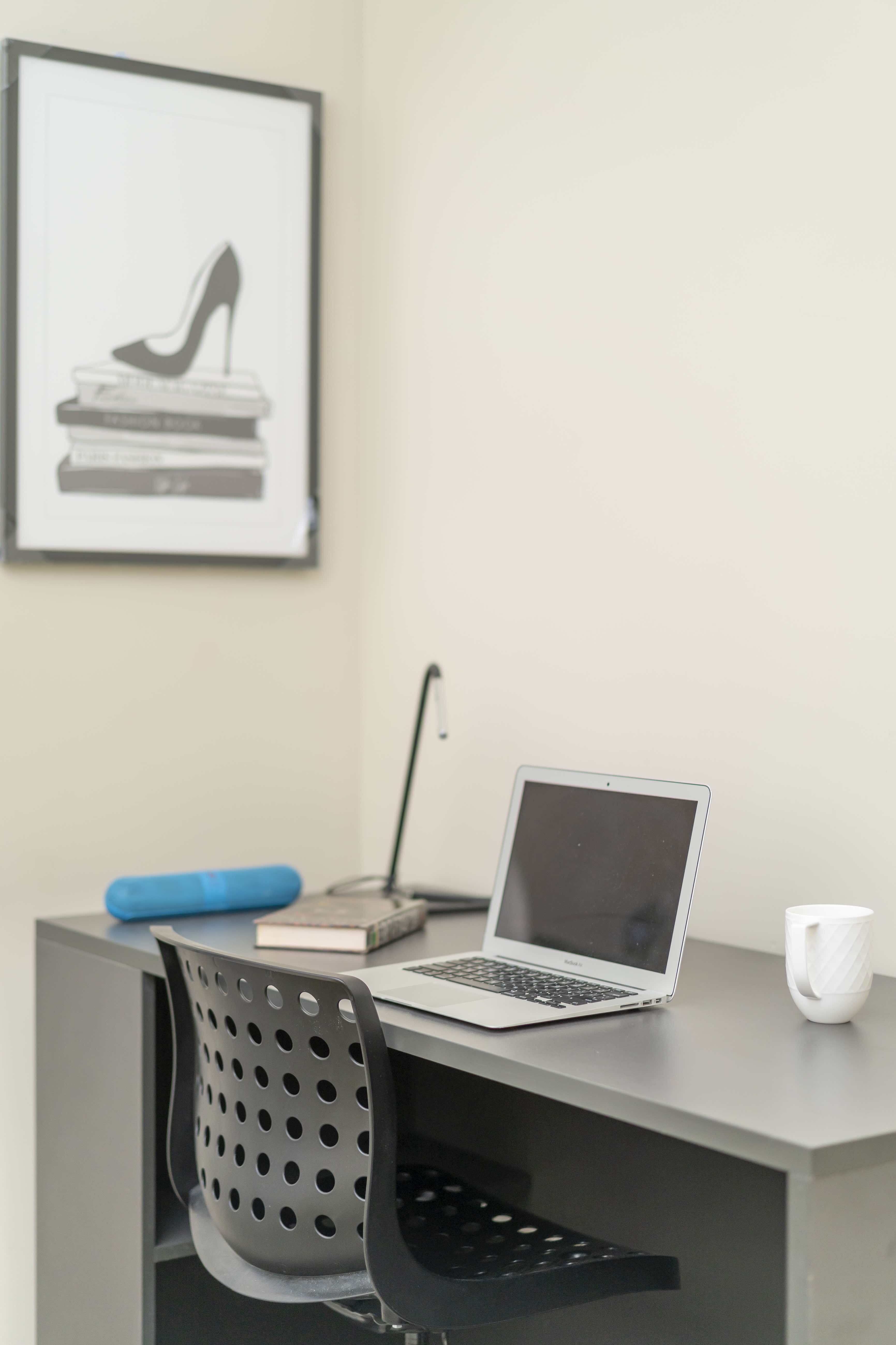  Classic PLUS A/C Studio Room  -  Dayman Apartments  - Gallery -  2
