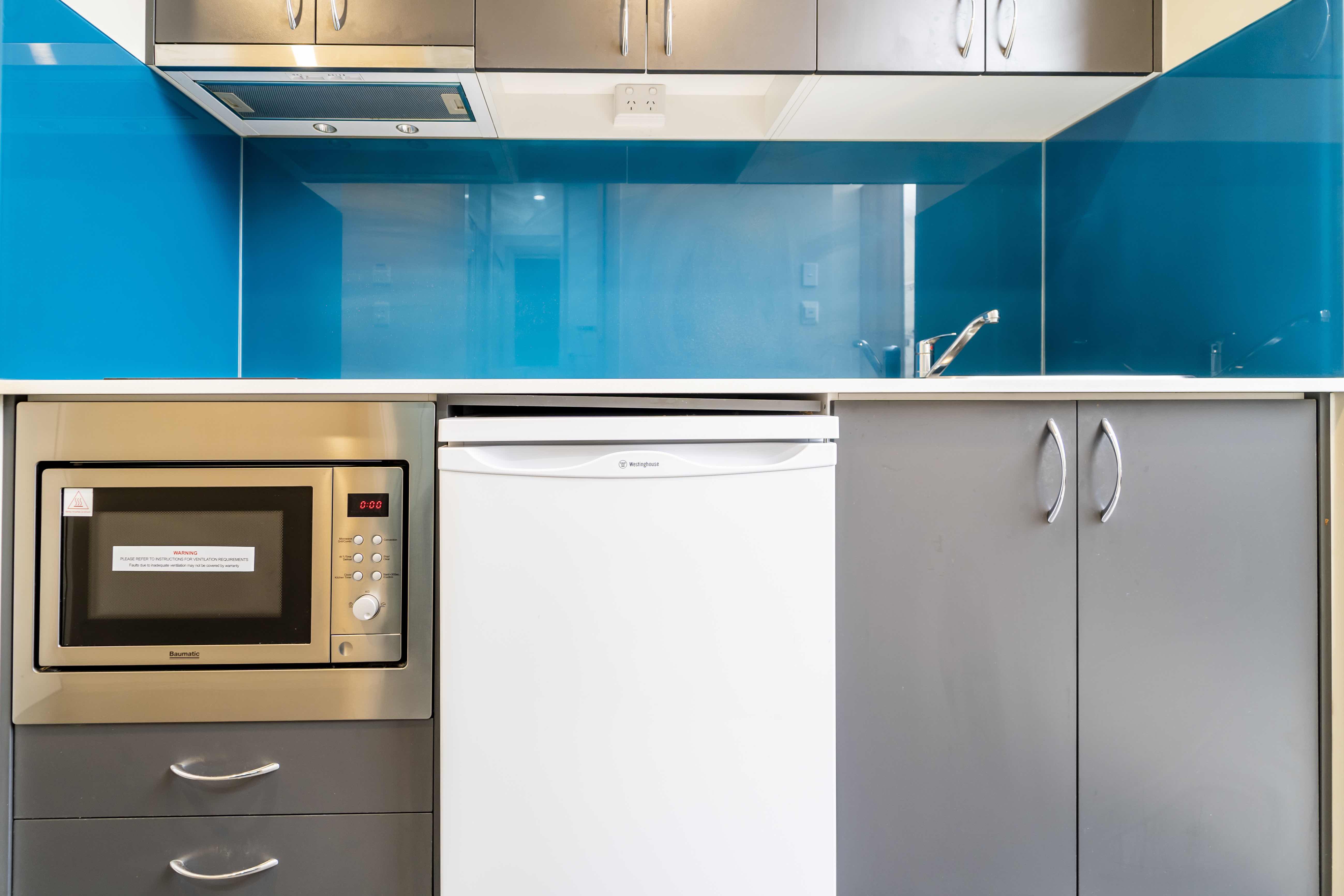 Single Bedroom In A Five Bedroom Shared Apartment - Dayman Apartments - Gallery - 3