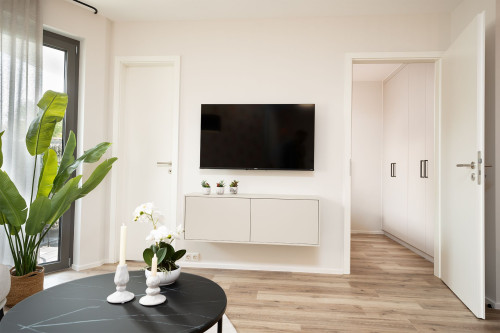 Modern Fully Equipped Apartment