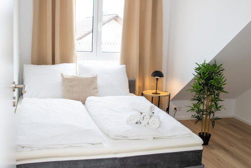 Stylish Business Apartment with Black Forest Views – Ideal for Long-Term Stays, Business Travel & Relocation