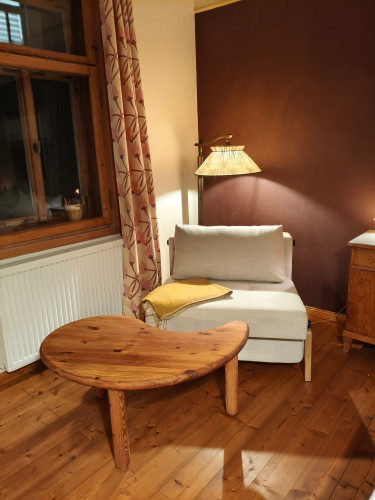 Zentrale Wohnung 100 qm, 3 Zimmer, gehobener Standard