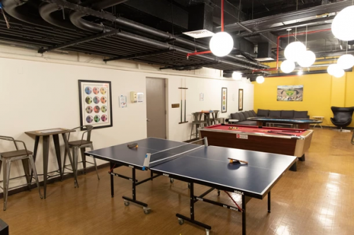 1760 Third Avenue - Entertainment