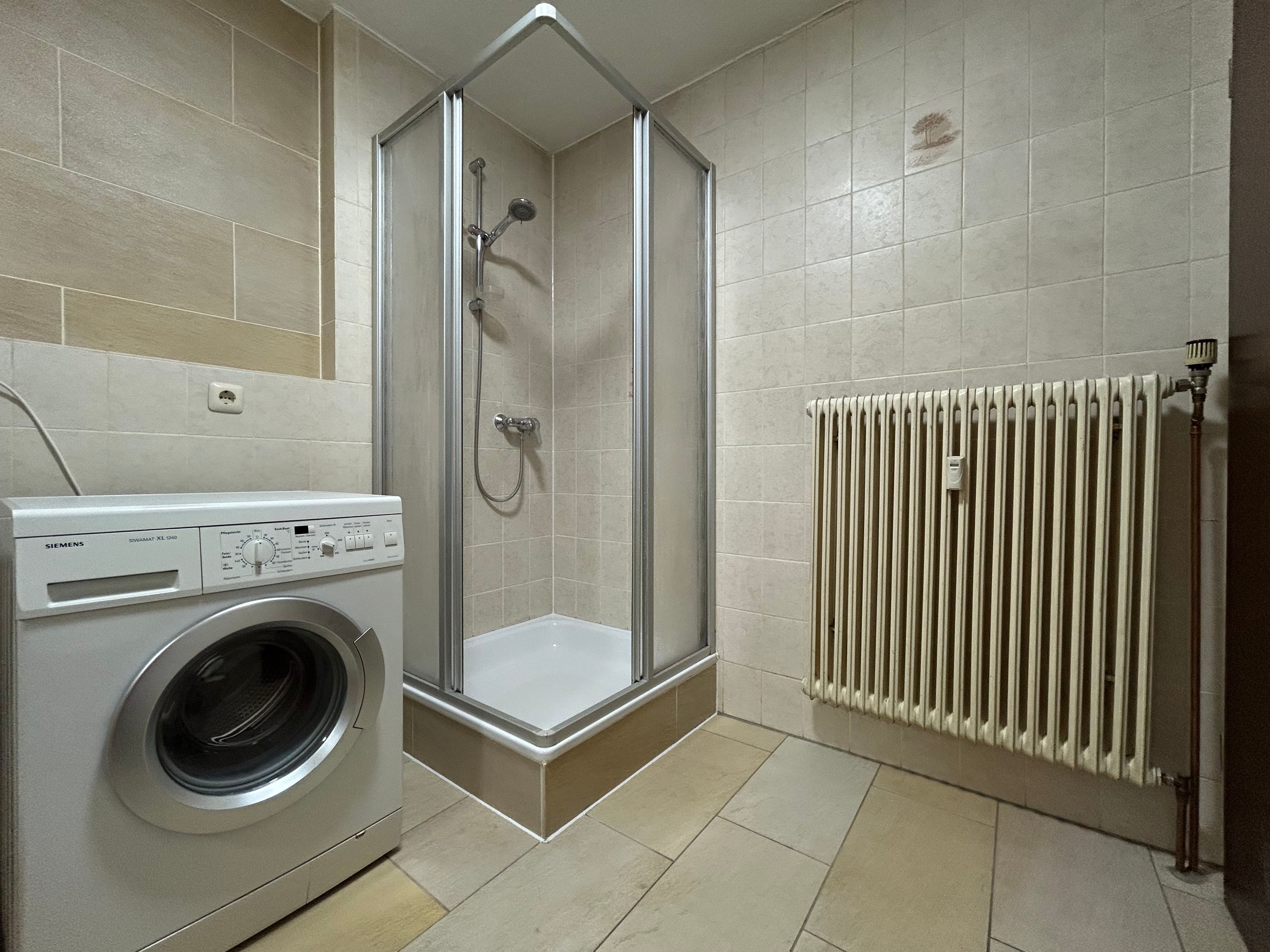 Cozy 1-Room Apartment Near Schweinfurt | Free Parking - 4