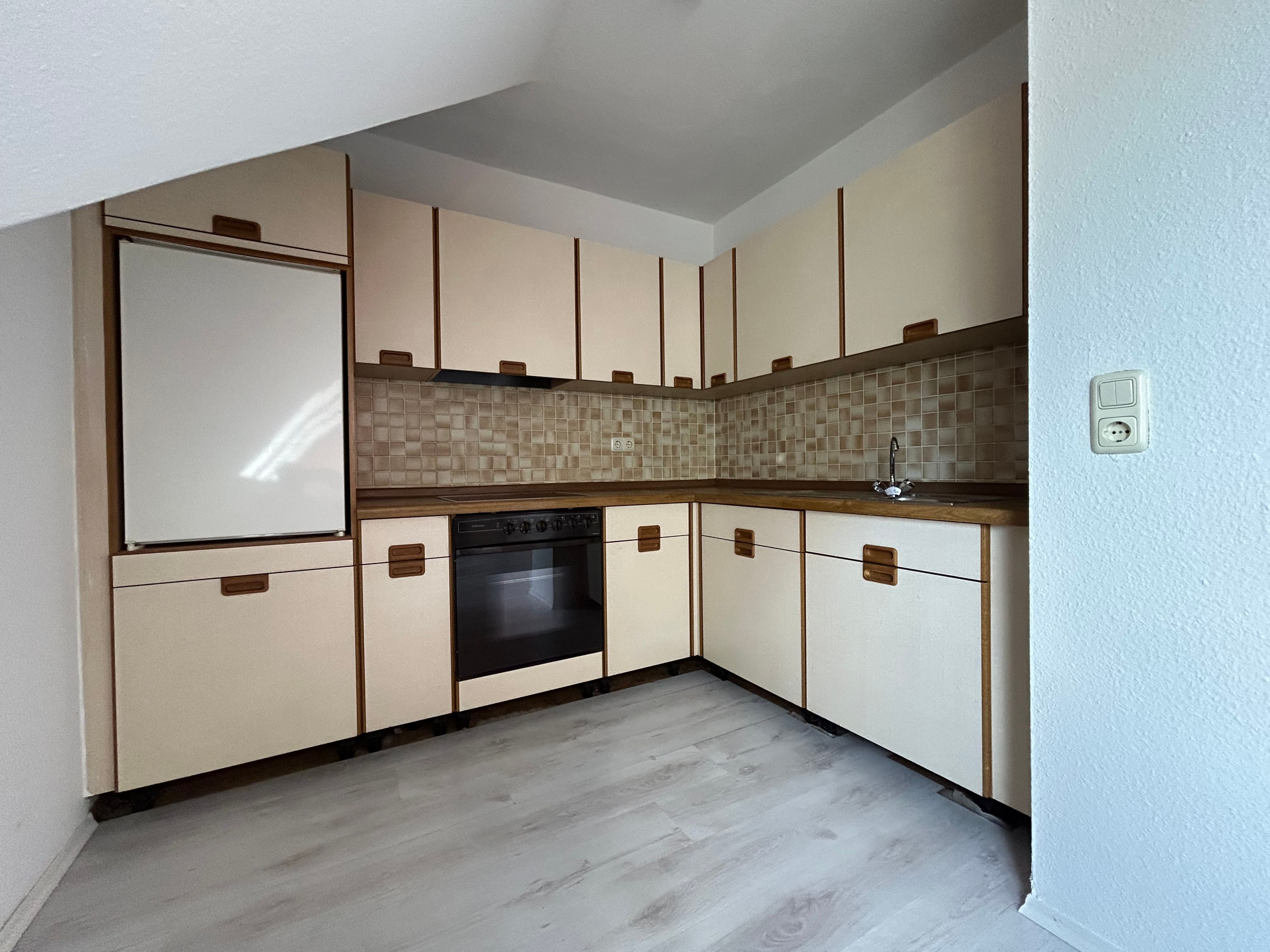 Cozy 1-Room Apartment Near Schweinfurt | Free Parking - 10