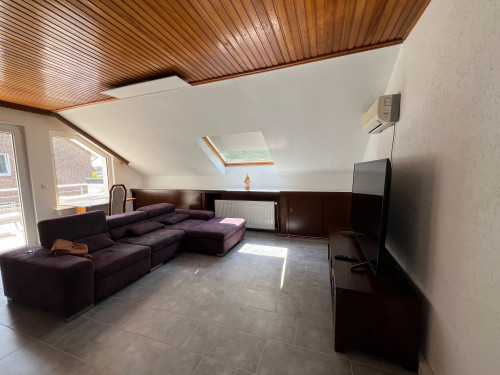 Modern möblierte 3-Zimmer-Wohnung in Merzenich zwischen Aachen und Köln.