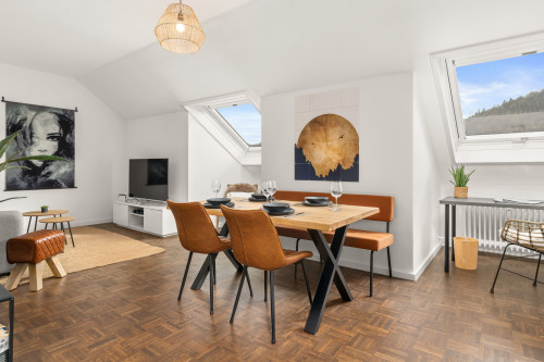 Edmunds-mountain view, top amenities&flexible beds