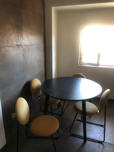Y1: studio
