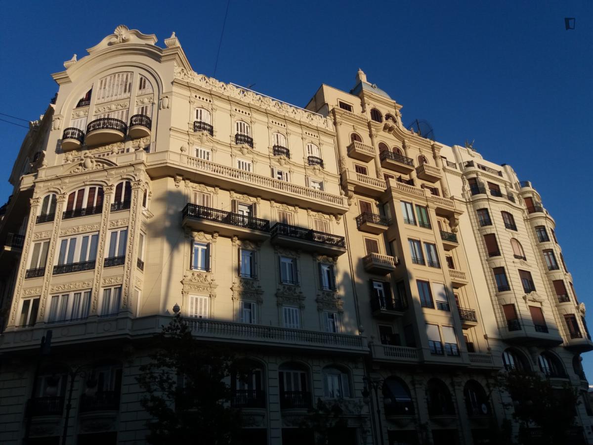 Nice Bedroom In A Big House For Students In The Best Location Of City Center - 1